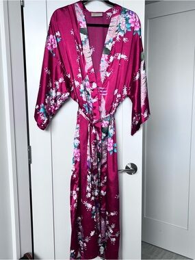 Veami Kimono Robe | Size L | Pink Silk-Feel Wrap
